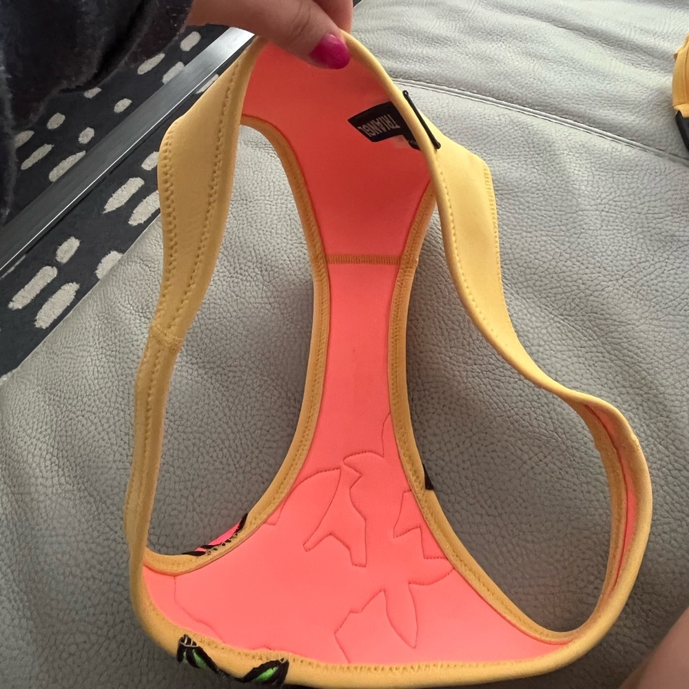 Yellow Triangl Bikini - Picture 13 of 15